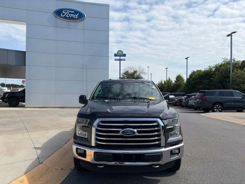 Used 2015 Ford F150 XLT w/ Equipment Group 301A Mid AWD/4WD image 8