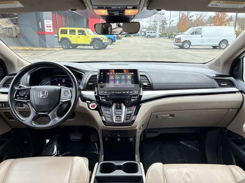 Used 2023 Honda Odyssey Touring image 22