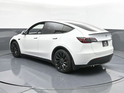 Used 2022 Tesla Model Y Performance image 6