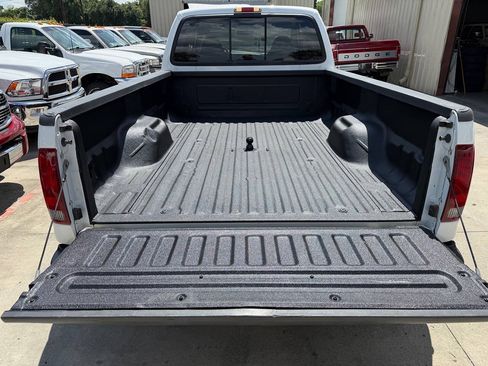 Used 2000 Ford F350 XLT AWD/4WD image 32