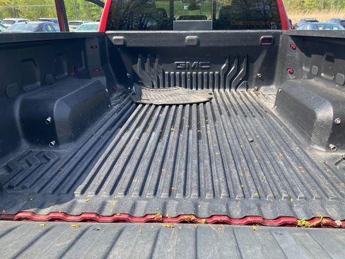 Used 2019 GMC Sierra 1500 SLE w/ SLE Value Package AWD/4WD image 27