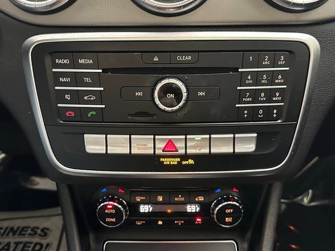 Used 2018 Mercedes-Benz CLA 250 image 32