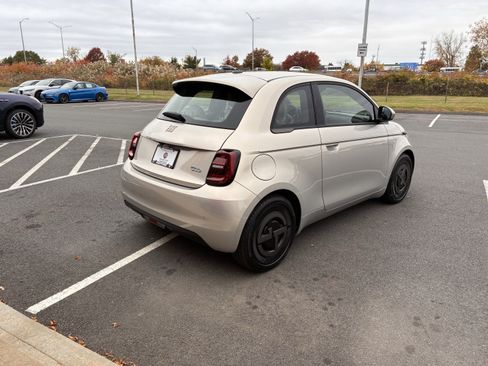 New 2025 FIAT 500 e image 6