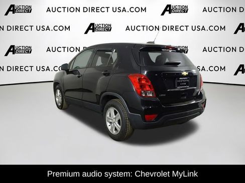 Used 2020 Chevrolet Trax LS w/ Tint and Cruise Package FWD image 5