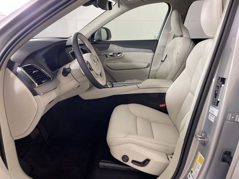 Used 2025 Volvo XC90 T8 Plus w/ Protection Package Premier AWD/4WD image 21
