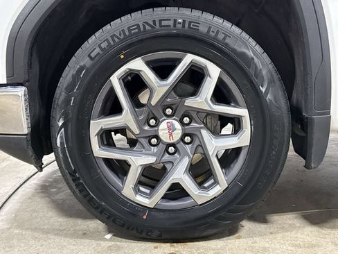 Used 2024 GMC Sierra 1500 SLE w/ Preferred Package AWD/4WD image 27