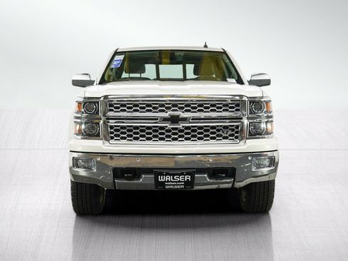 Used 2015 Chevrolet Silverado 1500 LTZ w/ LTZ Plus Package AWD/4WD image 8