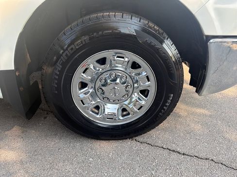 Used 2018 Nissan NV 3500 SL RWD image 27