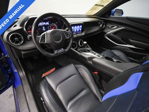 Used 2019 Chevrolet Camaro SS image 11