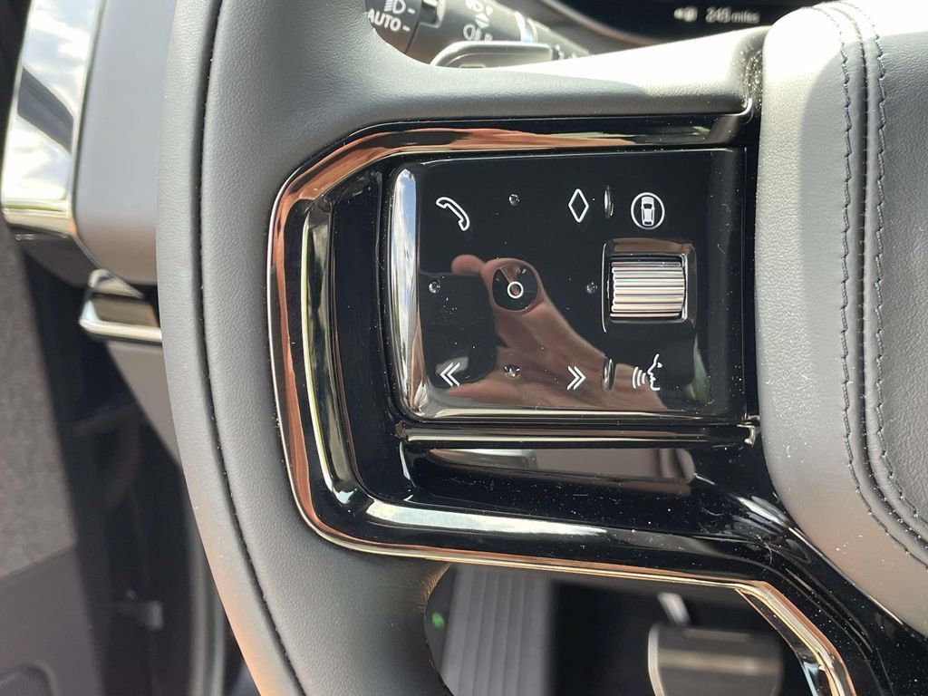 New 2026 Land Rover Range Rover Sport Dynamic SE AWD/4WD image 37