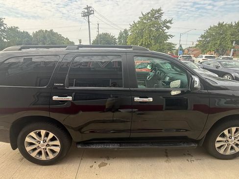 Used 2014 Toyota Sequoia Limited AWD/4WD image 7