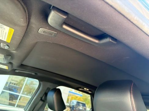 Used 2022 Ford Edge ST-Line AWD/4WD image 12