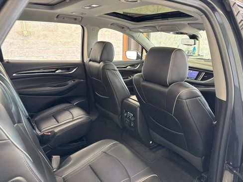 Used 2021 Buick Enclave Avenir w/ Avenir Technology Package AWD/4WD image 46