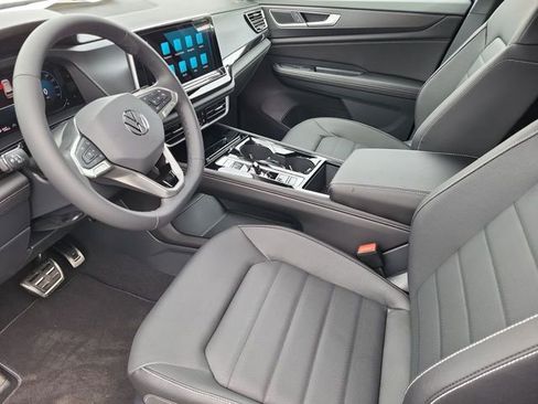 New 2026 Volkswagen Atlas Cross Sport SEL R-Line image 11