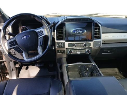 Certified 2022 Ford F250 Lariat w/ Tremor Off-Road Package AWD/4WD image 10