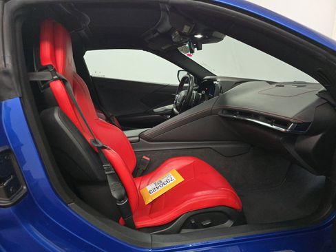 Used 2020 Chevrolet Corvette Stingray Coupe w/ 1LT image 9