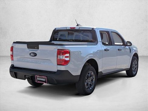 New 2025 Ford Maverick XLT image 2