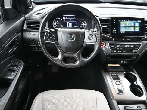 Used 2023 Honda Passport EX-L image 12