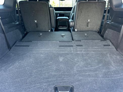 Certified 2026 Cadillac Escalade IQ Sport 1 w/ LPO, Floor Liner Package AWD/4WD image 17