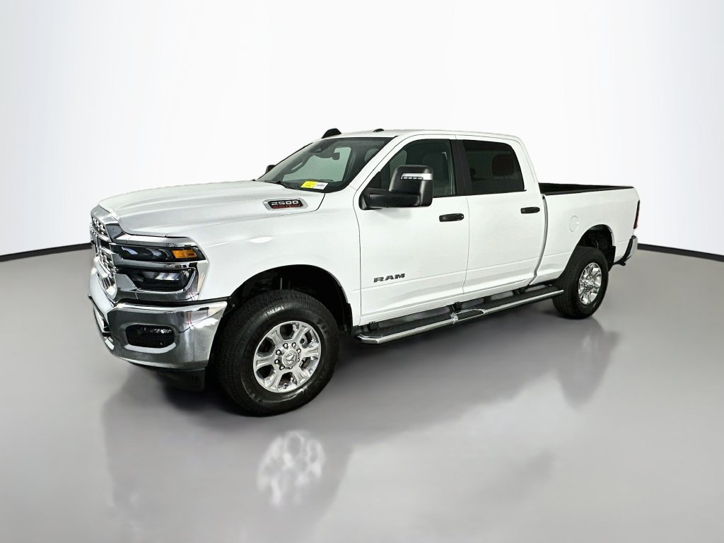 Used 2026 RAM 2500 Big Horn AWD/4WD image 3