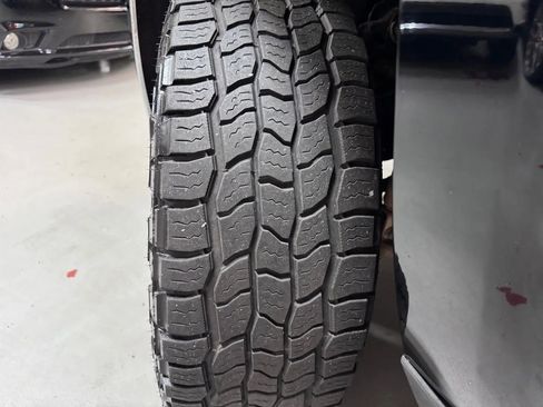 Used 2015 Chevrolet Silverado 2500 LTZ w/ LTZ Plus Package image 11