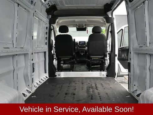 Used 2025 RAM ProMaster 2500 w/ Convenience Group image 12