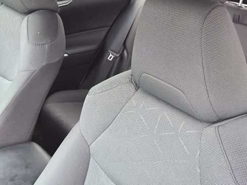 Used 2025 Toyota RAV4 XLE w/ Convenience Package image 20