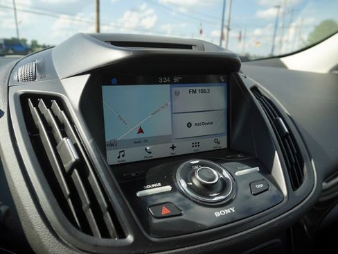 Used 2017 Ford Escape Titanium AWD/4WD image 16