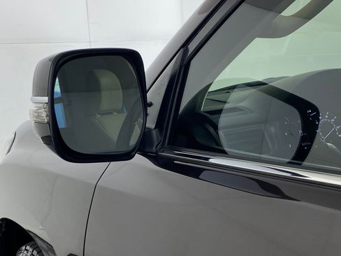 Used 2020 Lexus GX 460 Premium image 24