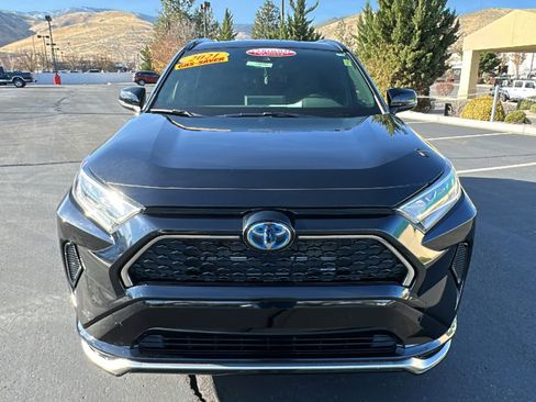 Certified 2021 Toyota RAV4 SE image 8