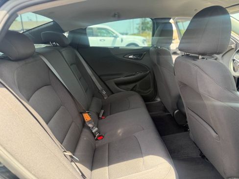Used 2023 Chevrolet Malibu RS FWD image 11