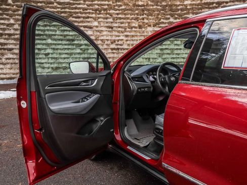 Used 2021 Buick Enclave Essence w/ Sound and Sites Package image 23