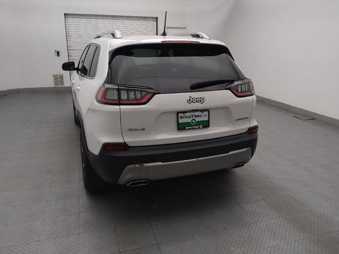 Used 2019 Jeep Cherokee Limited image 6