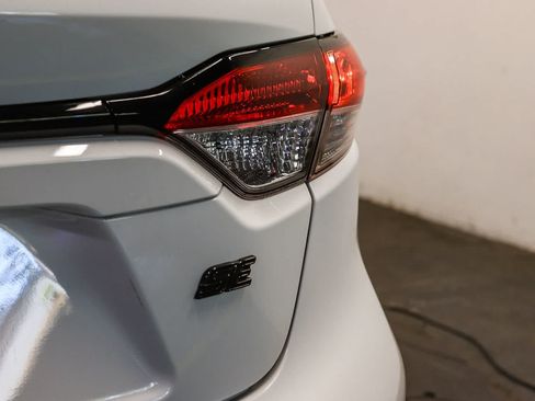 Used 2022 Toyota Corolla SE w/ Carpet Mat Package (TMS) FWD image 12