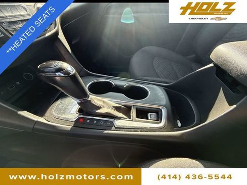 Certified 2019 Chevrolet Equinox LT image 7