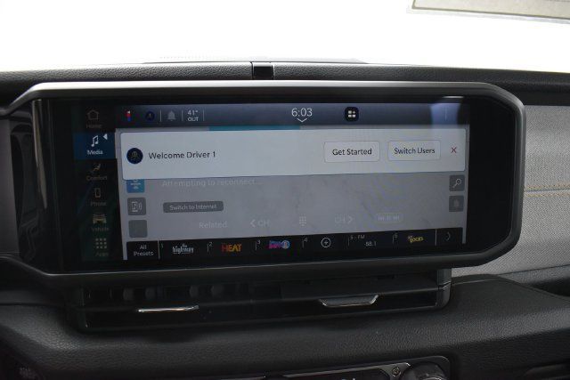 Used 2025 Jeep Gladiator Sport AWD/4WD image 20