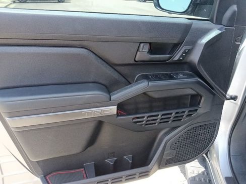 Used 2025 Toyota 4Runner TRD Off-Road Premium w/ Tow Technology Package AWD/4WD image 11