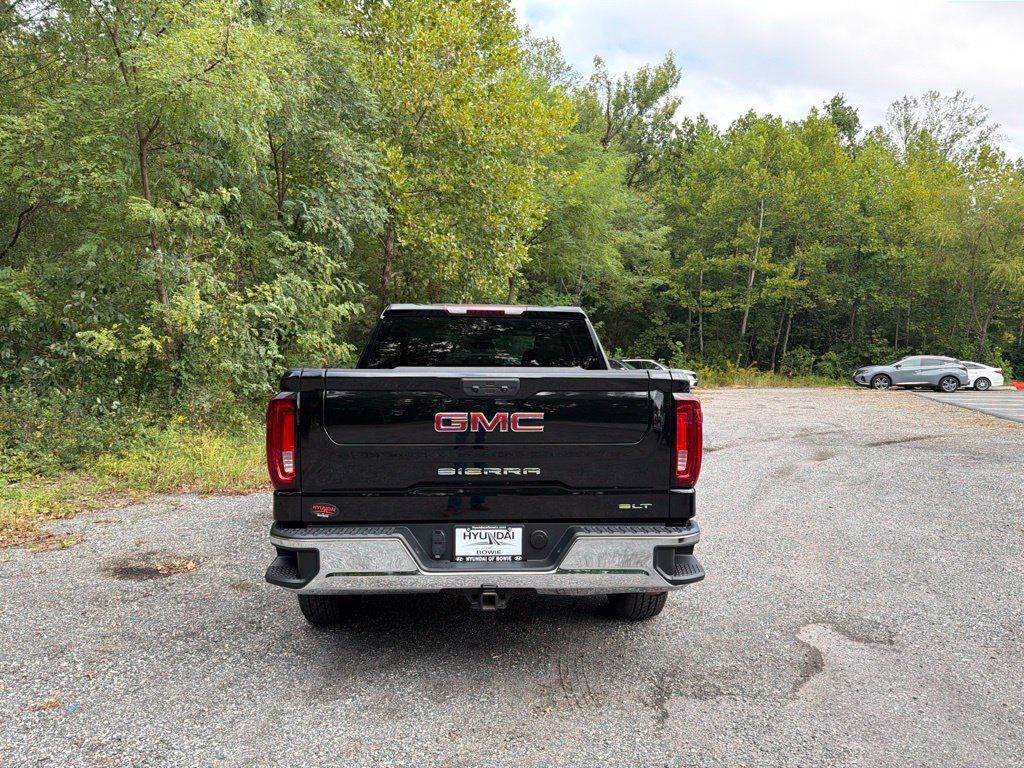 Used 2025 GMC Sierra 1500 SLT AWD/4WD image 5
