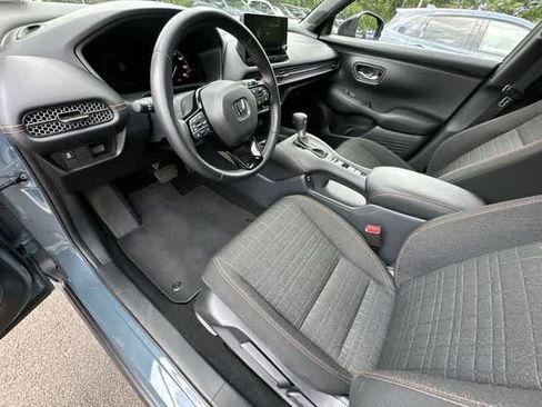 Used 2025 Honda HR-V Sport image 14
