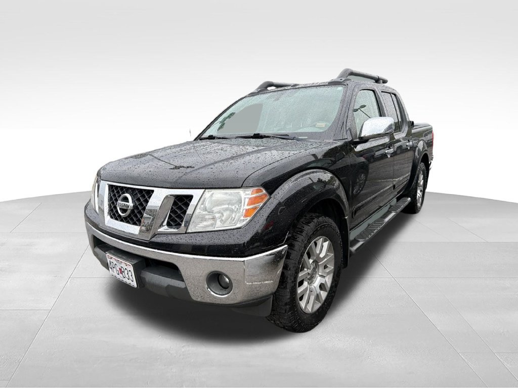 Used 2011 Nissan Frontier SL w/ Moonroof Pkg AWD/4WD image 2