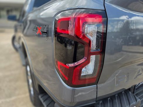 New 2025 Ford Ranger XLT w/ Chrome Accent Package AWD/4WD image 31