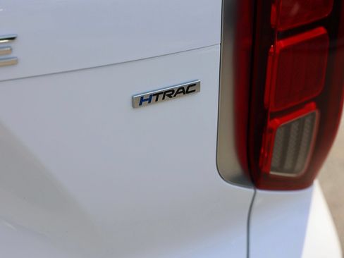 Certified 2023 Hyundai Palisade Limited AWD/4WD image 9