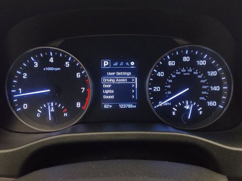 Used 2018 Hyundai Elantra SEL FWD image 23