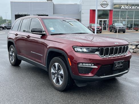 Used 2023 Jeep Grand Cherokee 4WD 4xe w/ Luxury Tech Group II image 1