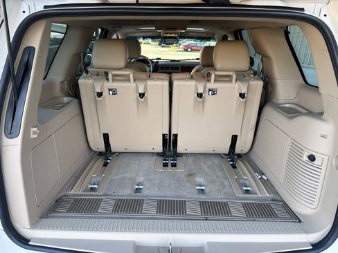 Used 2011 Chevrolet Tahoe LTZ image 19