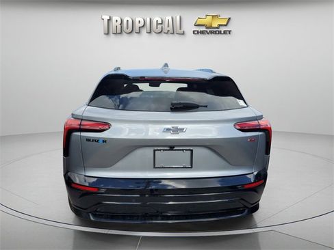 New 2025 Chevrolet Blazer EV RS image 4