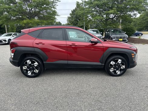 Certified 2025 Hyundai Kona SEL AWD/4WD image 4