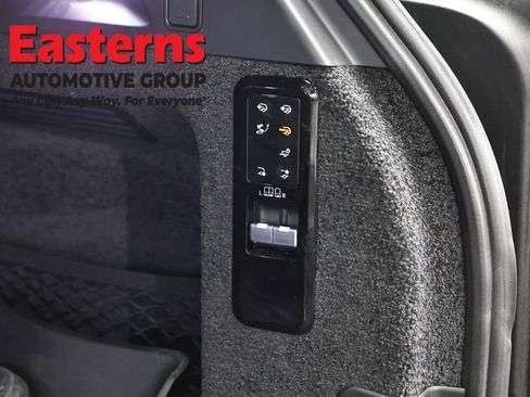 Used 2023 Land Rover Range Rover Autobiography AWD/4WD image 27