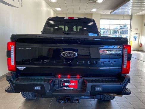 New 2026 Ford F250 Lariat w/ Black Appearance Package image 6