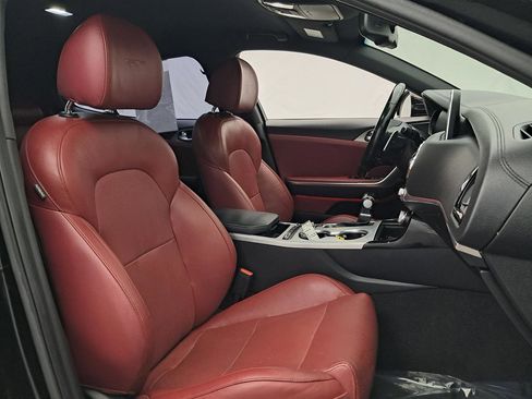 Used 2020 Kia Stinger GT image 22